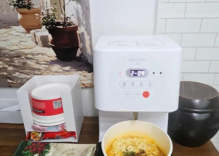 Binna 이태원역7분, 독채,테라스,4 Queen Beds, 무료짐보관 , 명동,홍대,서울역,명동 15분